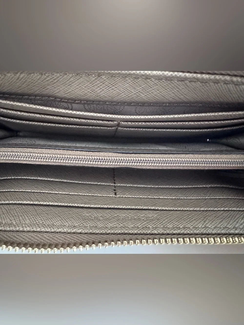 Michael Kors Jet Set Travel Saffiano Leather Zip Around Continental Wallet Taupe